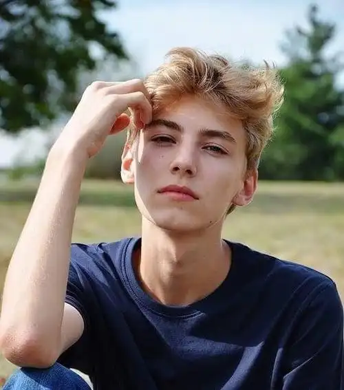 6686体育首席作者等风来