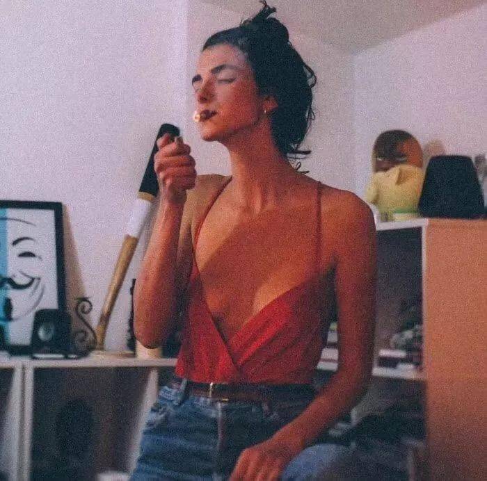 6686体育铁牌作者Adrian