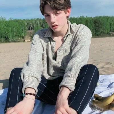 6686体育初级作者Cecilia