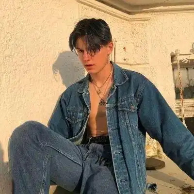 6686体育特邀作者Violet