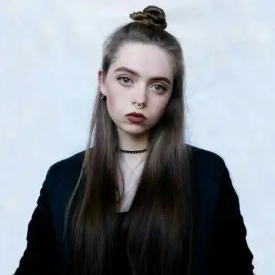 6686体育app铜牌作者Zeke