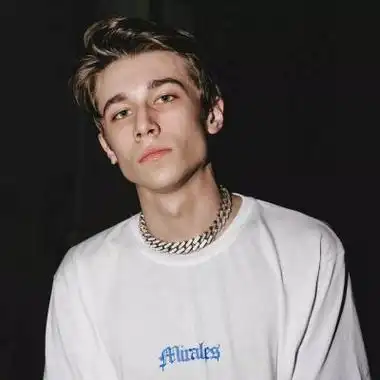 6686体育app特邀作者Elspeth