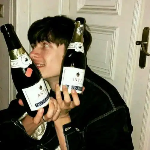 6686体育app特邀作者迷途知返