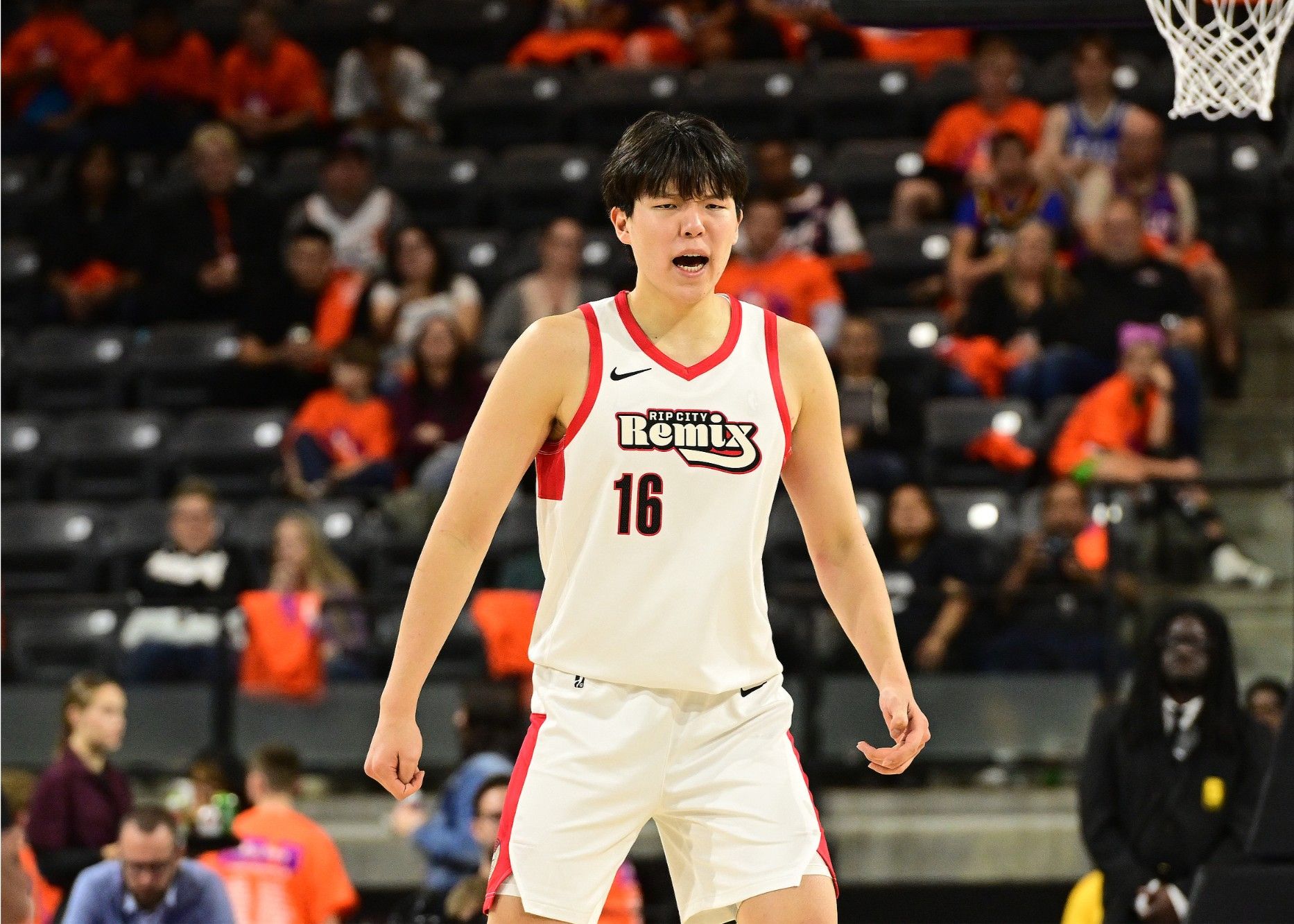 杨瀚森上半场正负值-25&下半场+24，混音最终完成大逆转