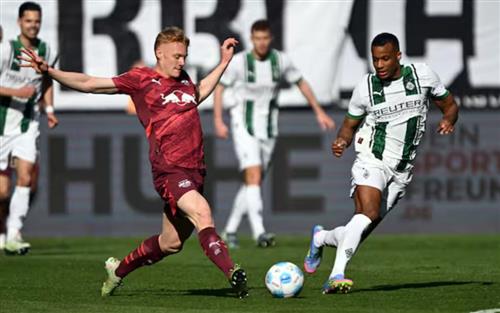 B. 门兴格拉德巴赫 vs RB 莱比锡